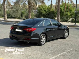  4 Hyundai Sonata 2016 (Black)