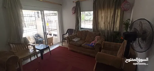  2 شقة في موقع مميز جدا