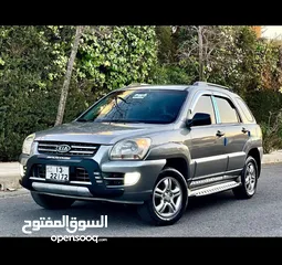  6 كيا سبورتج 2005 للبيع ب5500 قابل للتفاوض بشكل بسيط.