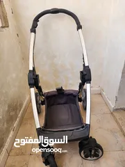  14 عربة أطفال ماركة Giggles بحالة ممتازة  مع إمكانية فصلها كما هو موضح بالصور