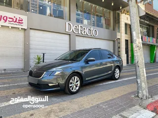  4 سكودا اوكتافيا 2017 للبيع