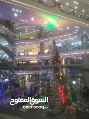  1 محل للايجار في. الطائره. علي الشارع الرئيسي مباشرة