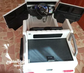  4 سيارة اطفال حجم كبير
