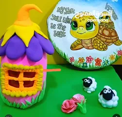  15 مدربة ورش فنية تعليم رسم وأعمال يدوية للاطفال فى المدارس والروضات