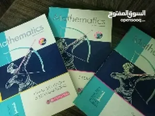  5 كتب مستعملة للصف الاول ثانوي لغات