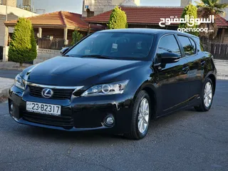  18 لكزيز CT موديل 2012 بحالة الوكالة نضام الهايبرد 100/100 فحص 3جيد دقة بسعر 9600