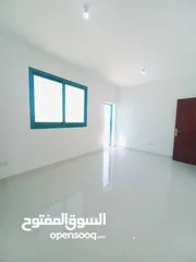  10 شقه 3غرف مع روف خاص للإيجار في مدينة خليفه أ بموقع متميز قريب من الخدمات