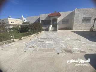  1 بيت فاخر مستقل للتأجير