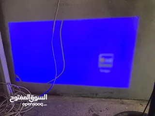  2 جهاز بث الفيديو بروجيكتر  الغني عن التعريف LG