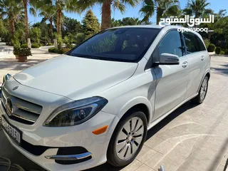  1 Mercedes B-Class مرسيدس كهرباء ابيض ملوكي بحالة ممتازة وسعر مغري