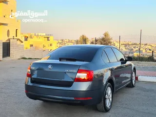  11 سكودا أوكتافيا موديل 2019 ديزل بقوة 2000 / جير أوتوماتيك  يد أولى 01 / عداد قليل حقيقي
