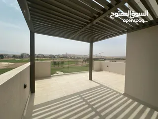  17 5 + 1 Maid’s Room Villa in Muscat Hills for Rent
