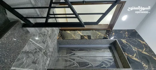  34 شقة فاخرة للبيع التاسعة كاش أو اقساط ط1هندسي 114 م اطلالة بحرية دائما
