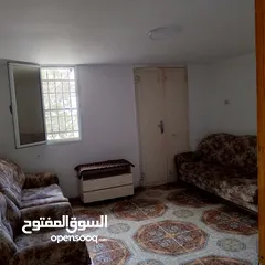  18 شقة شبه استديو