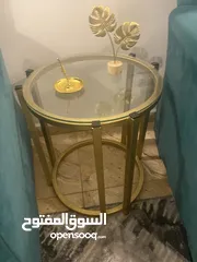  1 طقم طاولات مستعمل للبيع