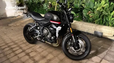  1 2024 Triumph Trident 660