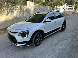  4 كيا نيرو  اضافات مميزة موجودة في الخليل