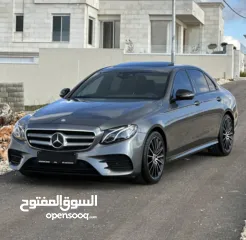  2 Mercedes E220d