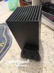  2 موجود اكس بوكس سيريس اكس جديده مستعمله سبوعين وشغاله مليون بالميه وما عليها غبره بالقدس