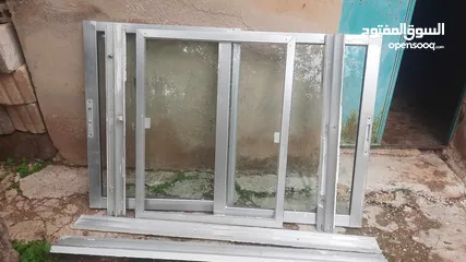  4 شباك ألمنيوم مع شبك حمايه