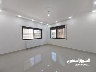  23 فيلا للايجار في ام اذينة  ( Property 33438 ) سنوي فقط