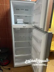  2 ثلاجة وغاز وكولو مياه زيرو ما اشتغلوا البيع لحاجة مصاري لدواعي السفر