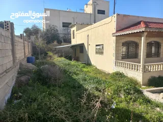  9 منزل مستقل غير مسكون