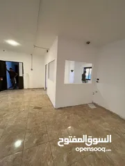 5 تصلح لاي عمل تجاري او حضانه