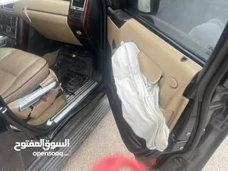  9 رنج روفر فوج للبيع على ضربتها