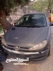  1 للبيع بيجو موديل 2009 شطب يعني قطع كل شيئ شغال تب ترونك والصور واضحة قطع .. السعر 750دينار