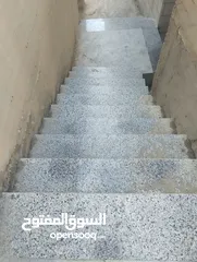  9 طابق كامل للايجار مع ساحة خارجيه
