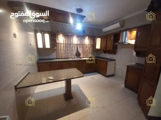  10 شقة مميزة - خلدا - 3نوم 1ماستر - 220م - بإطلالــــه مميزة - قرب الخدمات - موقع هادئ ومميز