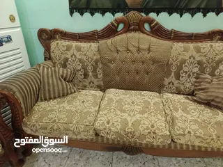  4 تخم قنفات مستعمل 8 مقاعد خشب زان حفر