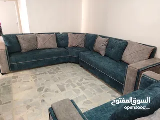  1 كورنر تفصيل خشب ثقيل 10 مقاعد للبيع بسعر مغري