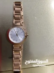  1 DKNY watch