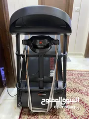  3 جهاز ركض من ماركة world fitness المشهورة بحالك جديدة تماماً للبيع بسعر مغري