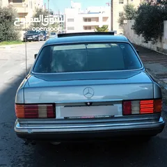  6 Mercedes  300 SE تب نضافة