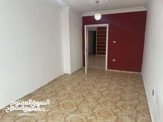  3 شقة فارغة للايجار