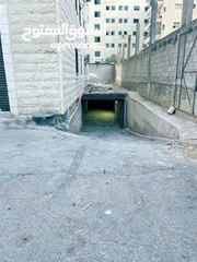  1 مكتب على الشارع الرئيسي قرب مول المغربي و عند جسر الدهيشه بمساحه  ما يقرب 44 متر للايجار الشهري