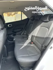  14 Hyundai_venu 2021