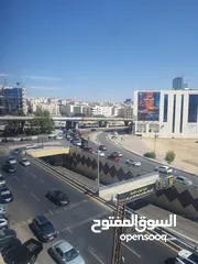  3 مكتب فاخر للايجار 140م في ام السماق شارع مكة تشطيب مميز مع إطلالة رائعة