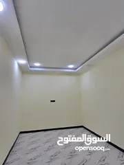  7 بيت زراعي مساحه 140 للبيع