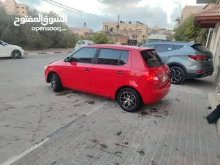  3 سكودا فابيا 2013 بنزين برايفت فحص نخب جير عادي 1400