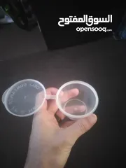  6 موجود كاسات بلاستيك كبير وصغير موجود ألف حبة من صغير 950 حبة من كبير مطلوب فيهم 55