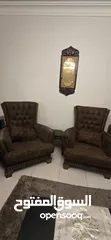  2 للبيع طقم كنب يتسع لا 8اشخاص مستعمل خفيف جدا خشب ثقيل للبيع بسعر مغري