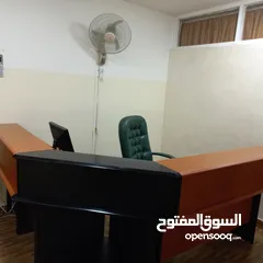  3 قاعات تدريب وتدريس ومختبر كمبيوتر للإيجار في موقع مميز في شارع الجامعة الاردنية