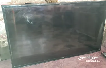  3 شاشة LED سامسونج 42 انش مستعمله للبيع ممتازه.