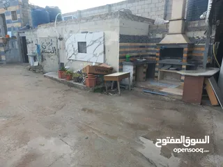  5 مصنع  رخام  للبيع مع مقصات وعدد كامل