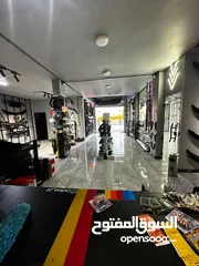  7 بضاعة محل كامله مكملة ( اكسسوارات سيارات ) للبيع بسعر حرق اكسسوار داخلي + قطع خارجي