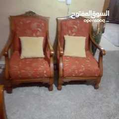  1 طقم كنب تسع مقاعد تفصيل مع طربيزات ثقيل